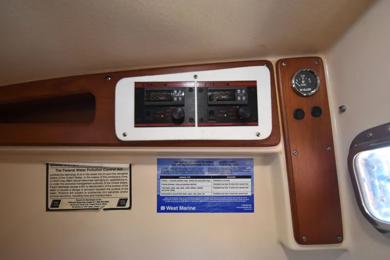 Beacon Yacht Photos Pics 