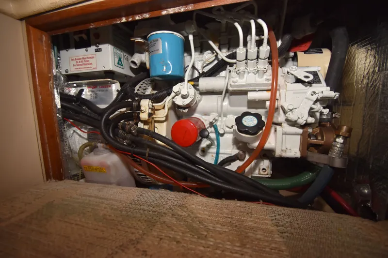 Beacon Yacht Photos Pics 