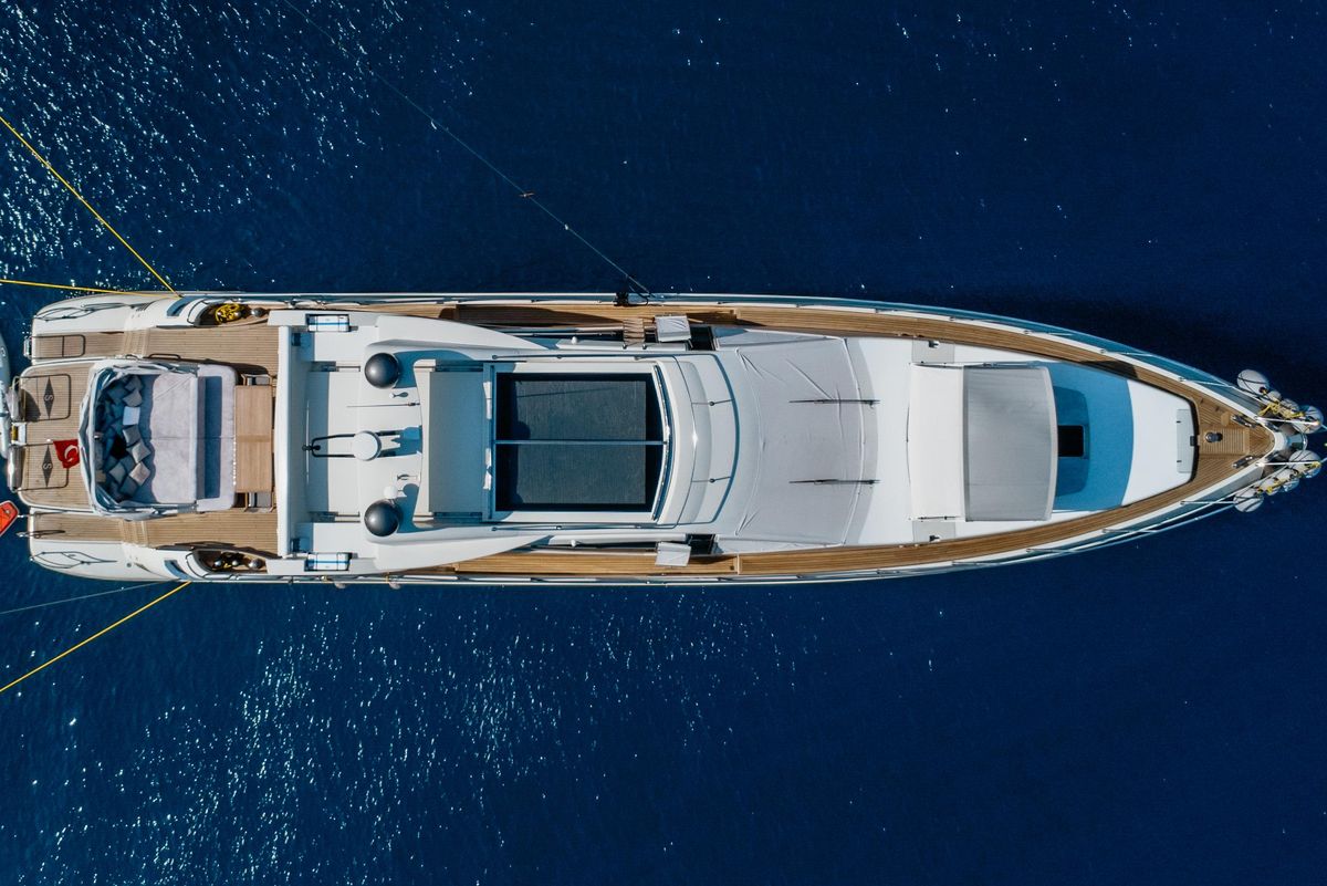 2007 Azimut 86 