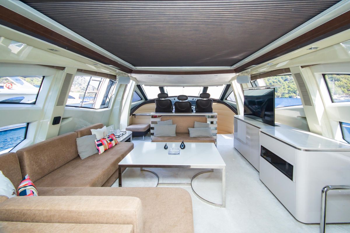 2007 Azimut 86 
