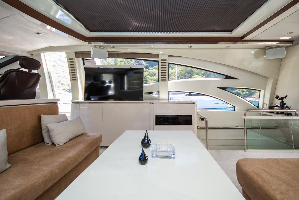 2007 Azimut 86 