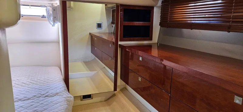 Lam Yacht Photos Pics 