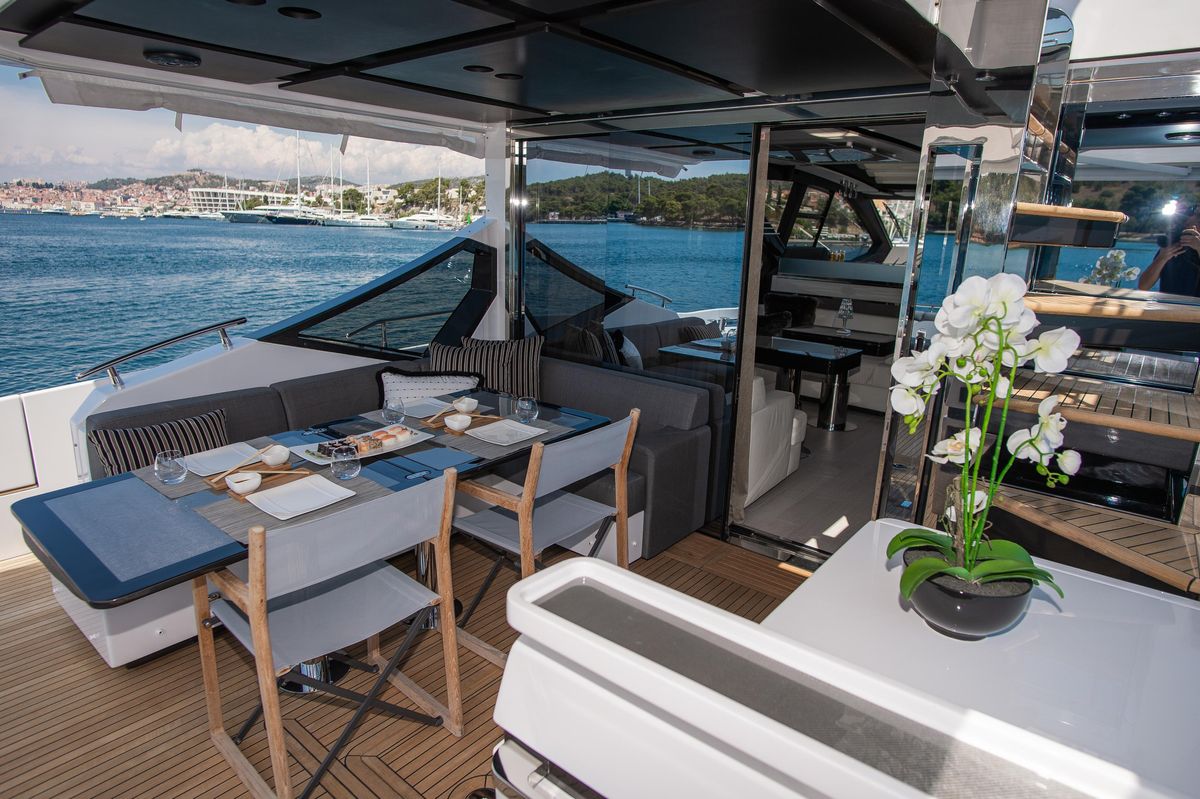 2018 Azimut 70 