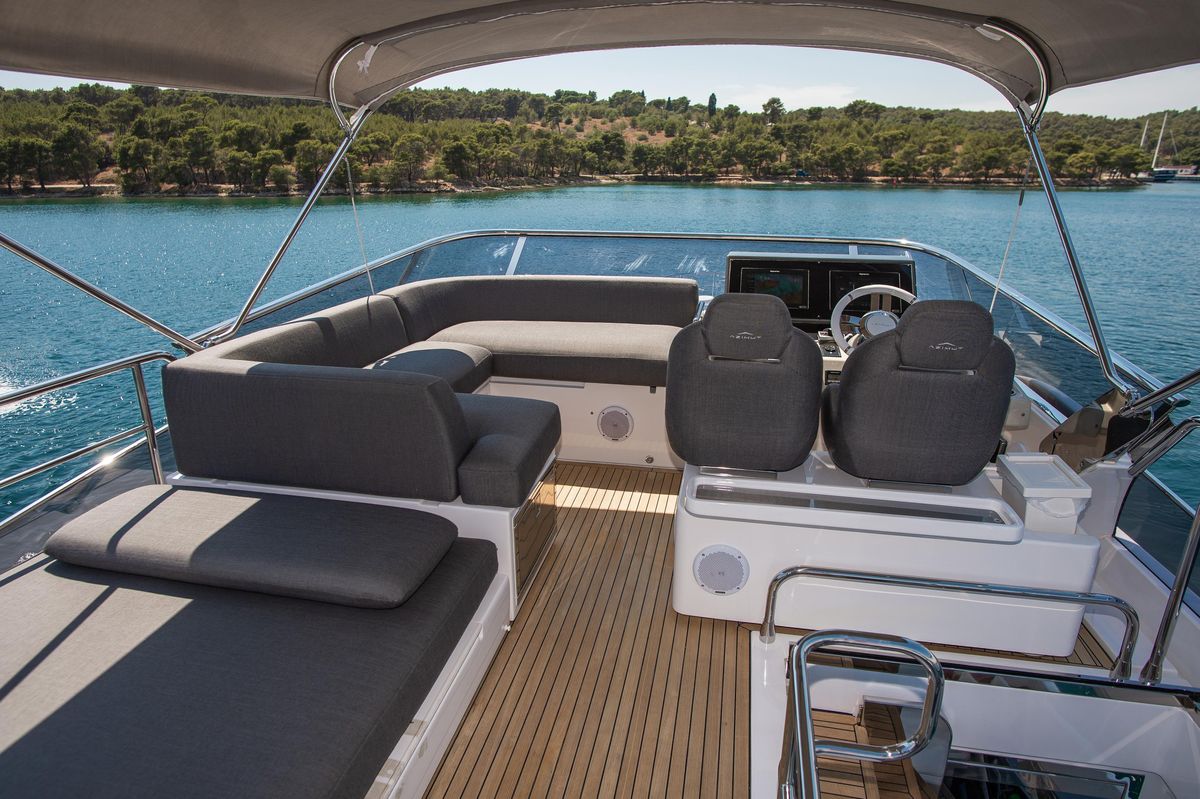 2018 Azimut 70 