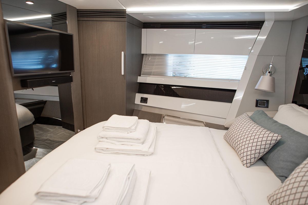 2018 Azimut 70 