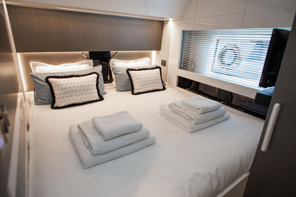 2018 Azimut 70 
