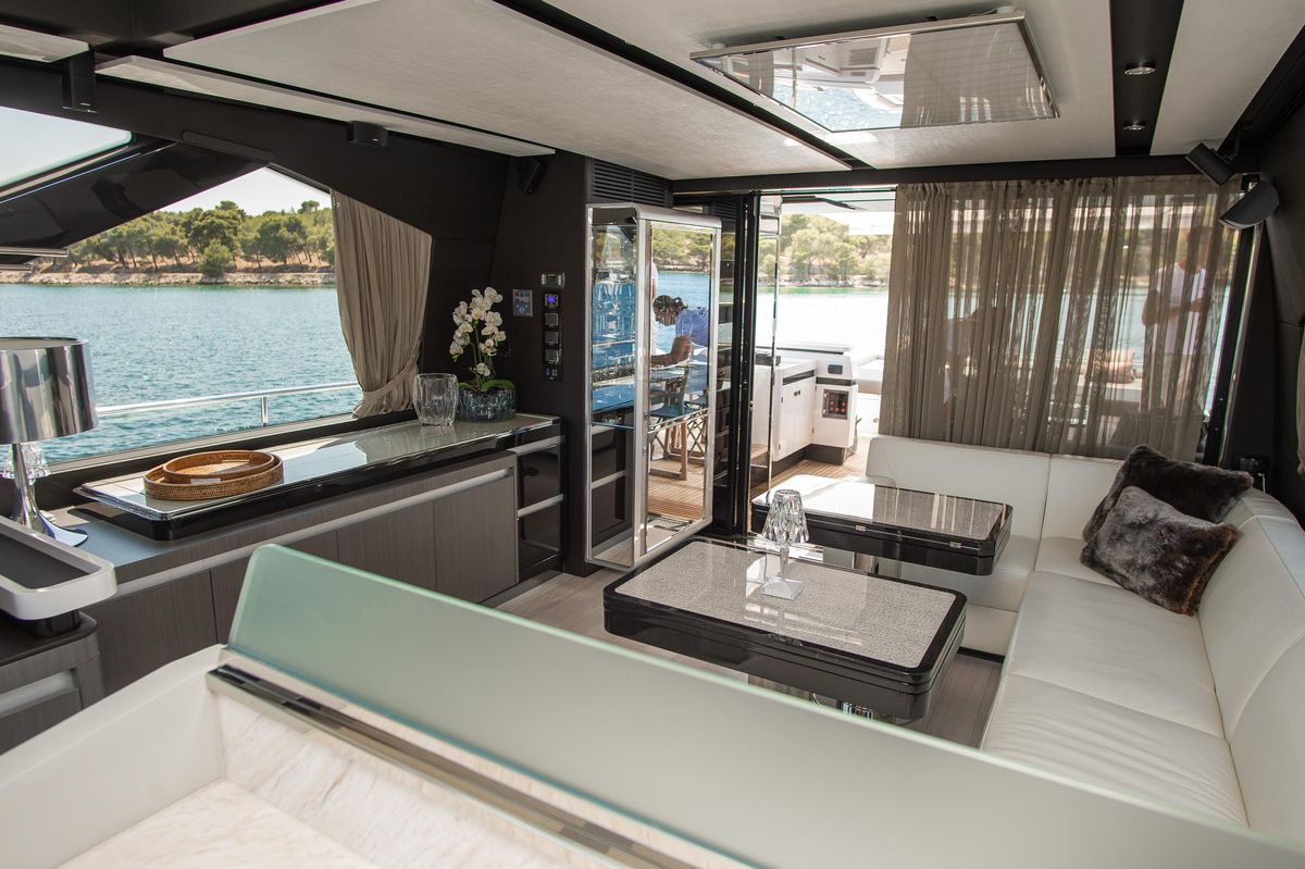 2018 Azimut 70 