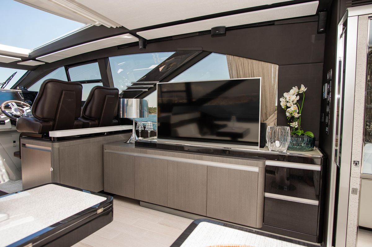 2018 Azimut 70 
