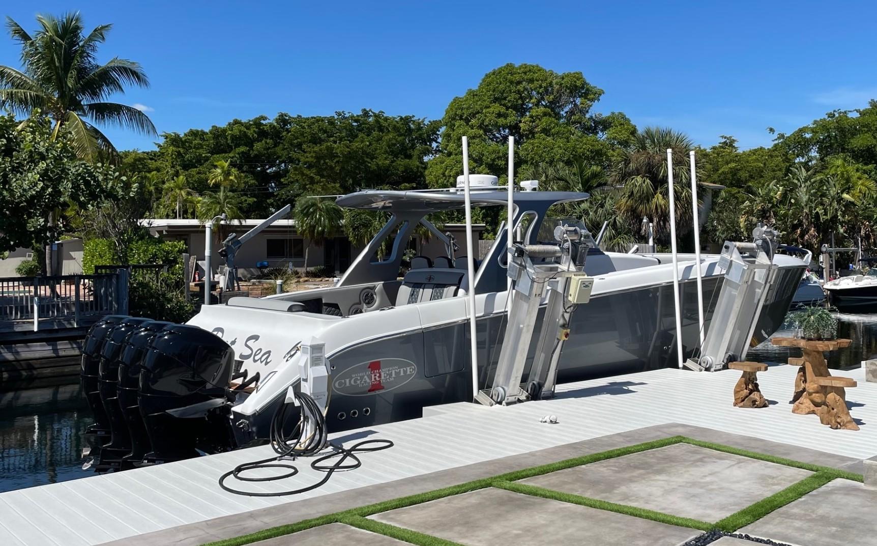 2014 Cigarette 42 Huntress Center Console For Sale - YachtWorld