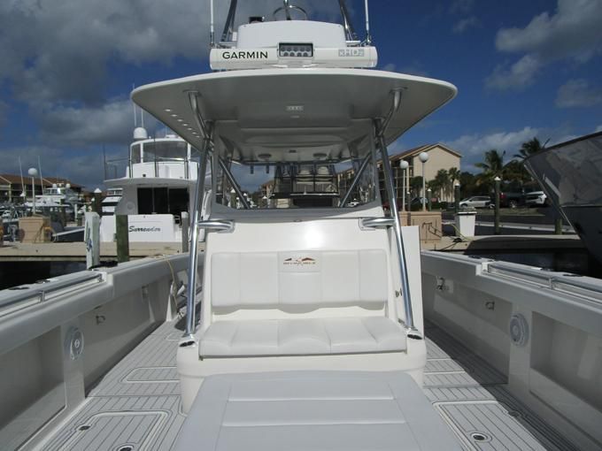 2019 Invincible Center Console with Tower