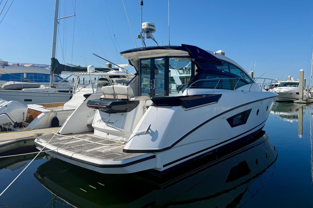 2019 Beneteau 48 