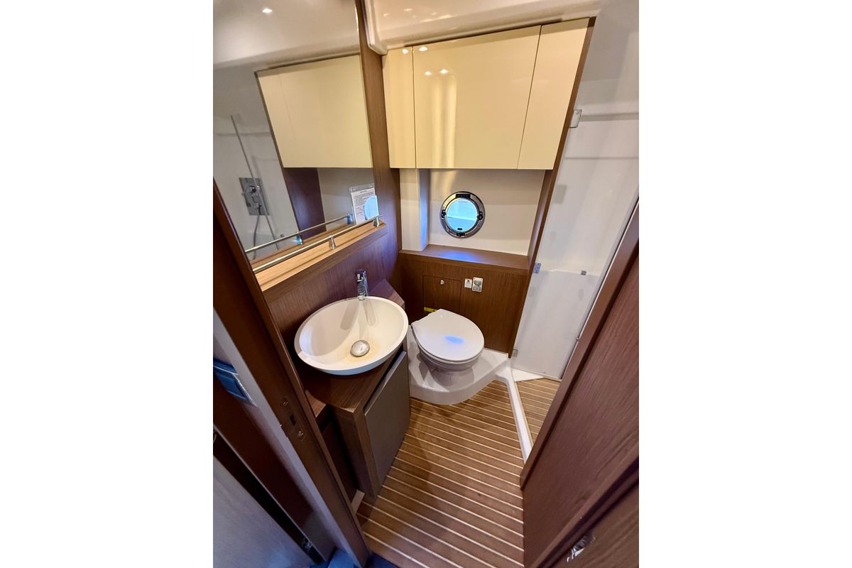 2019 Beneteau 48 