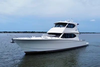 Maritimo Enclosed Fly Bridge