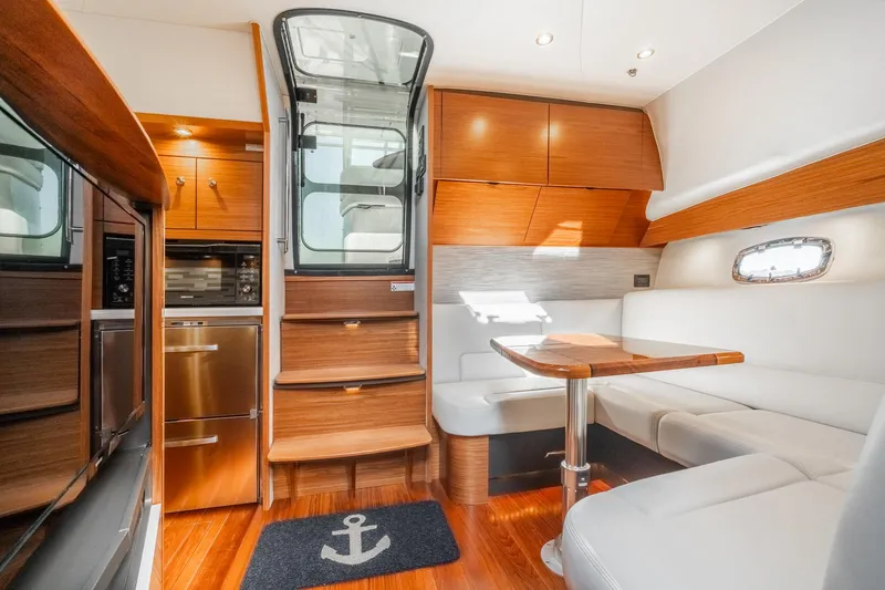 Blue Pearl Yacht Photos Pics 