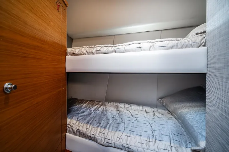 Blue Pearl Yacht Photos Pics 