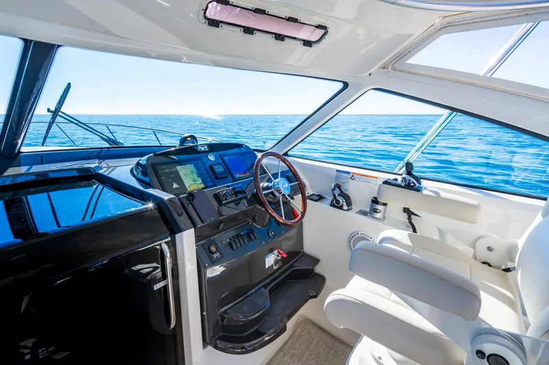 Blue Pearl Yacht Photos Pics 