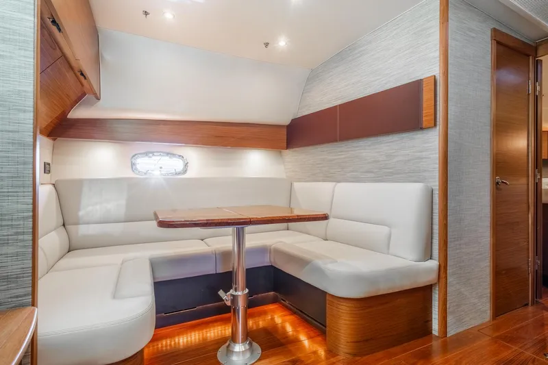 Blue Pearl Yacht Photos Pics 