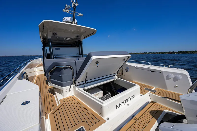 Remedy22 Yacht Photos Pics 
