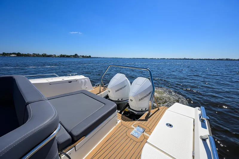 Remedy22 Yacht Photos Pics 