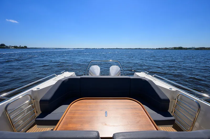 Remedy22 Yacht Photos Pics 