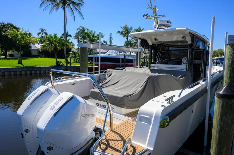 Remedy22 Yacht Photos Pics 