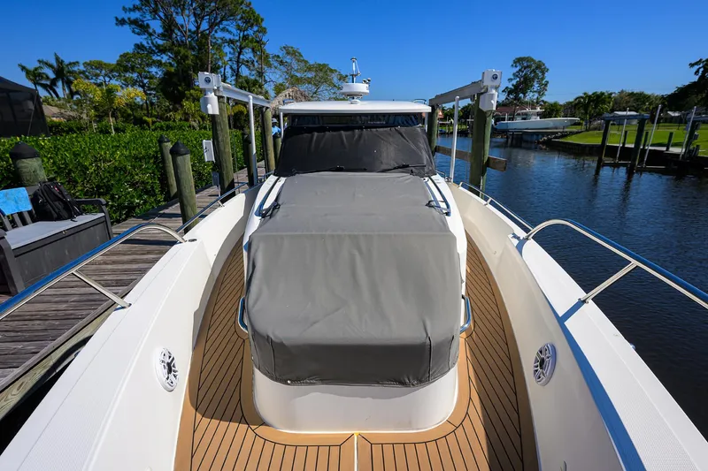 Remedy22 Yacht Photos Pics 