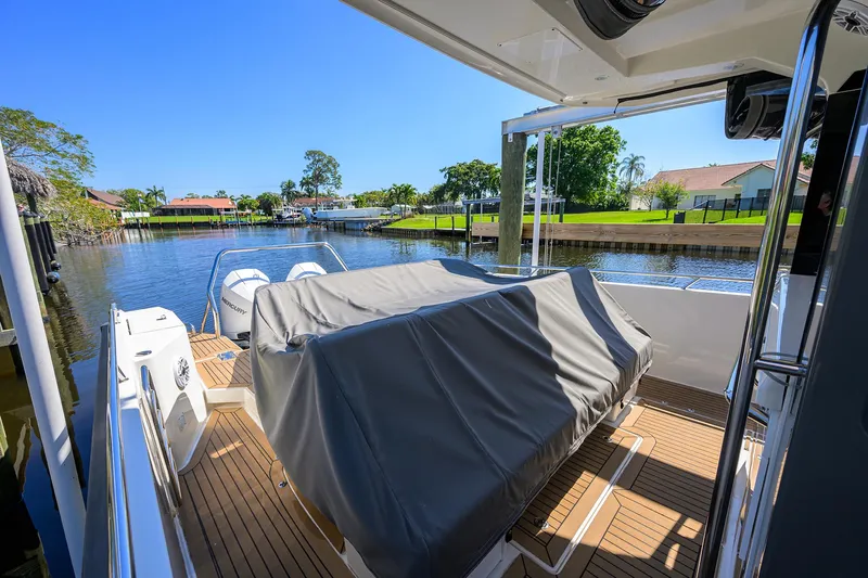 Remedy22 Yacht Photos Pics 