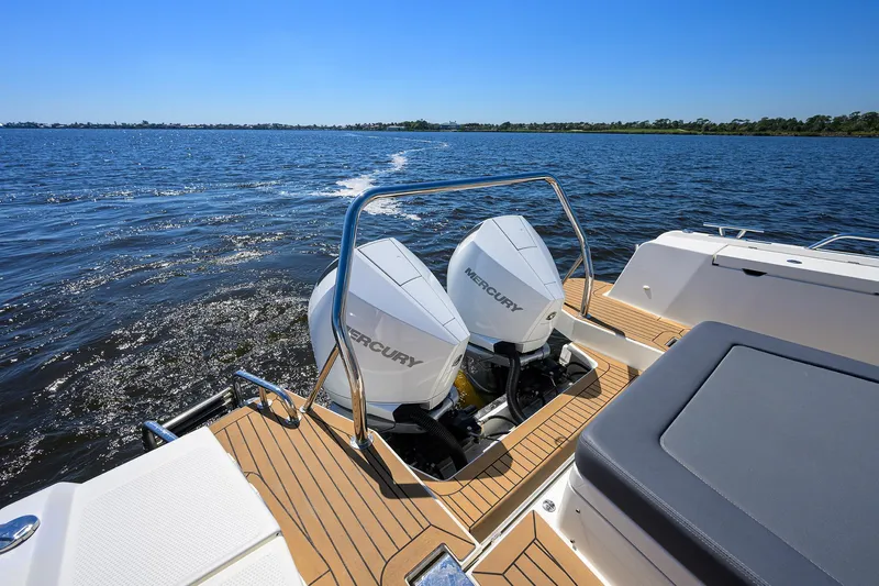 Remedy22 Yacht Photos Pics 