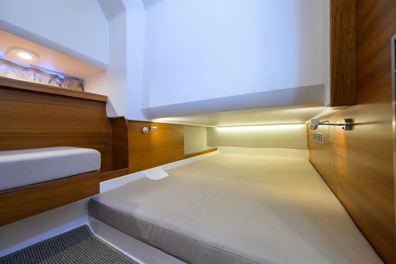 Remedy22 Yacht Photos Pics 