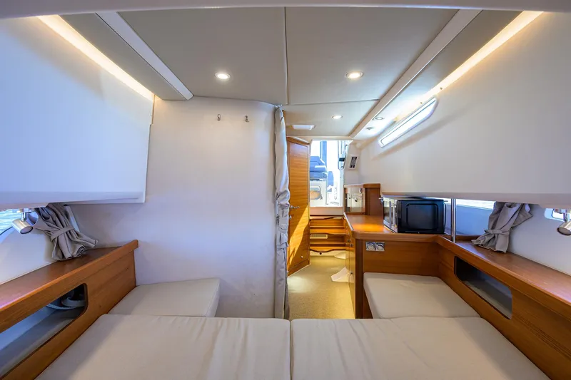 Remedy22 Yacht Photos Pics 