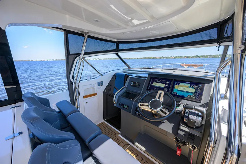 Remedy22 Yacht Photos Pics 