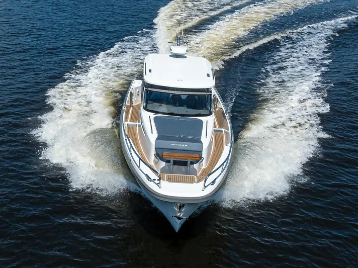 Remedy22 Yacht Photos Pics 