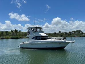 2005 Silverton 38 Convertible