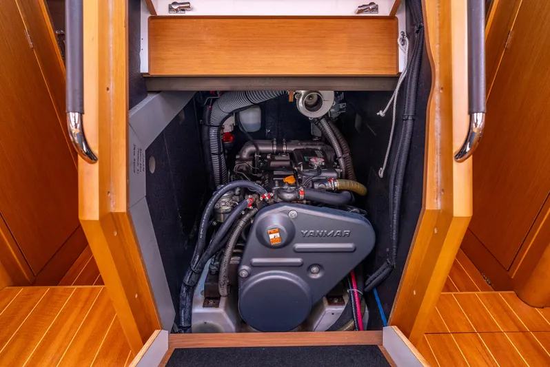 Sail La Vie Yacht Photos Pics 