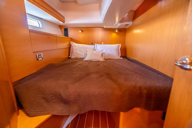 Sail La Vie Yacht Photos Pics 