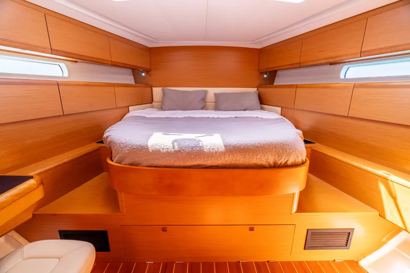 Sail La Vie Yacht Photos Pics 