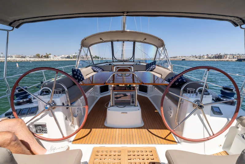 Sail La Vie Yacht Photos Pics 