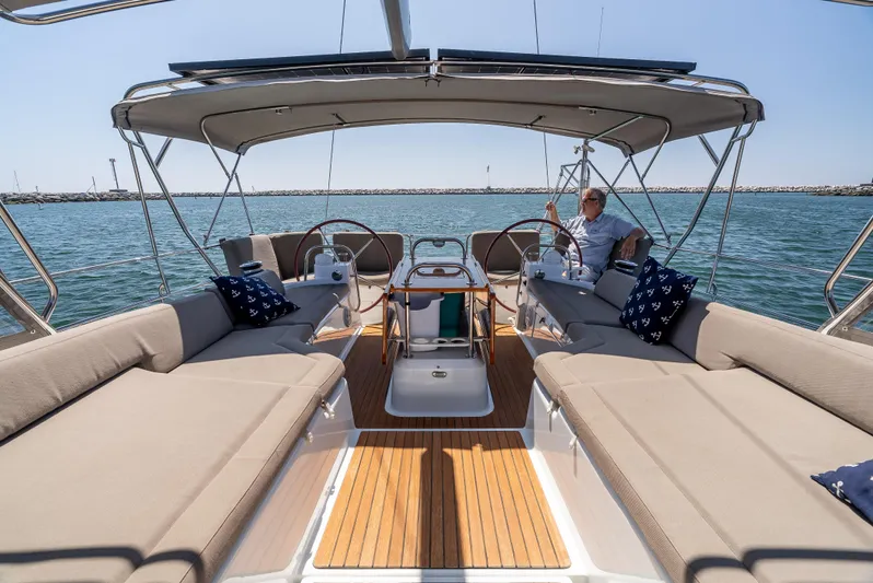 Sail La Vie Yacht Photos Pics 