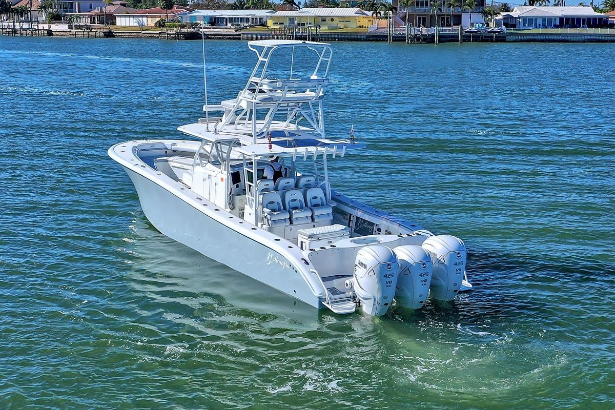2015 Yellowfin 42 