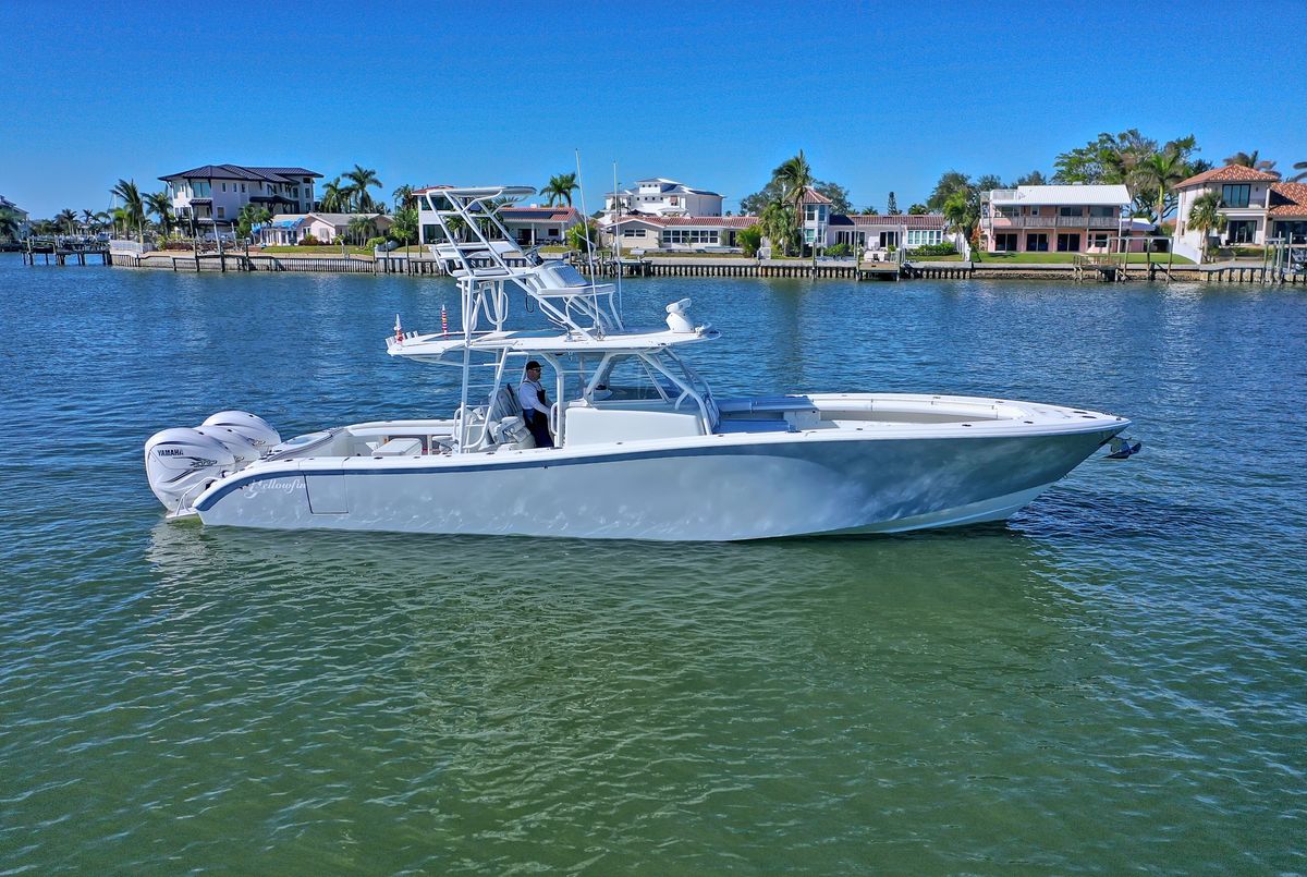 2015 Yellowfin 42 