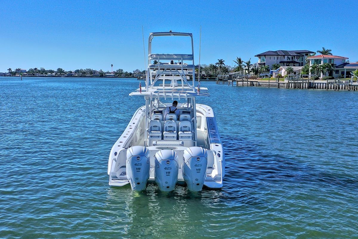 2015 Yellowfin 42 