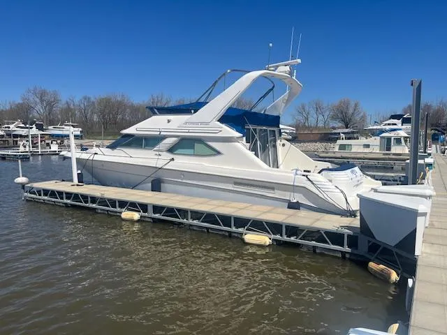 Papa's 7 II Yacht Photos Pics 