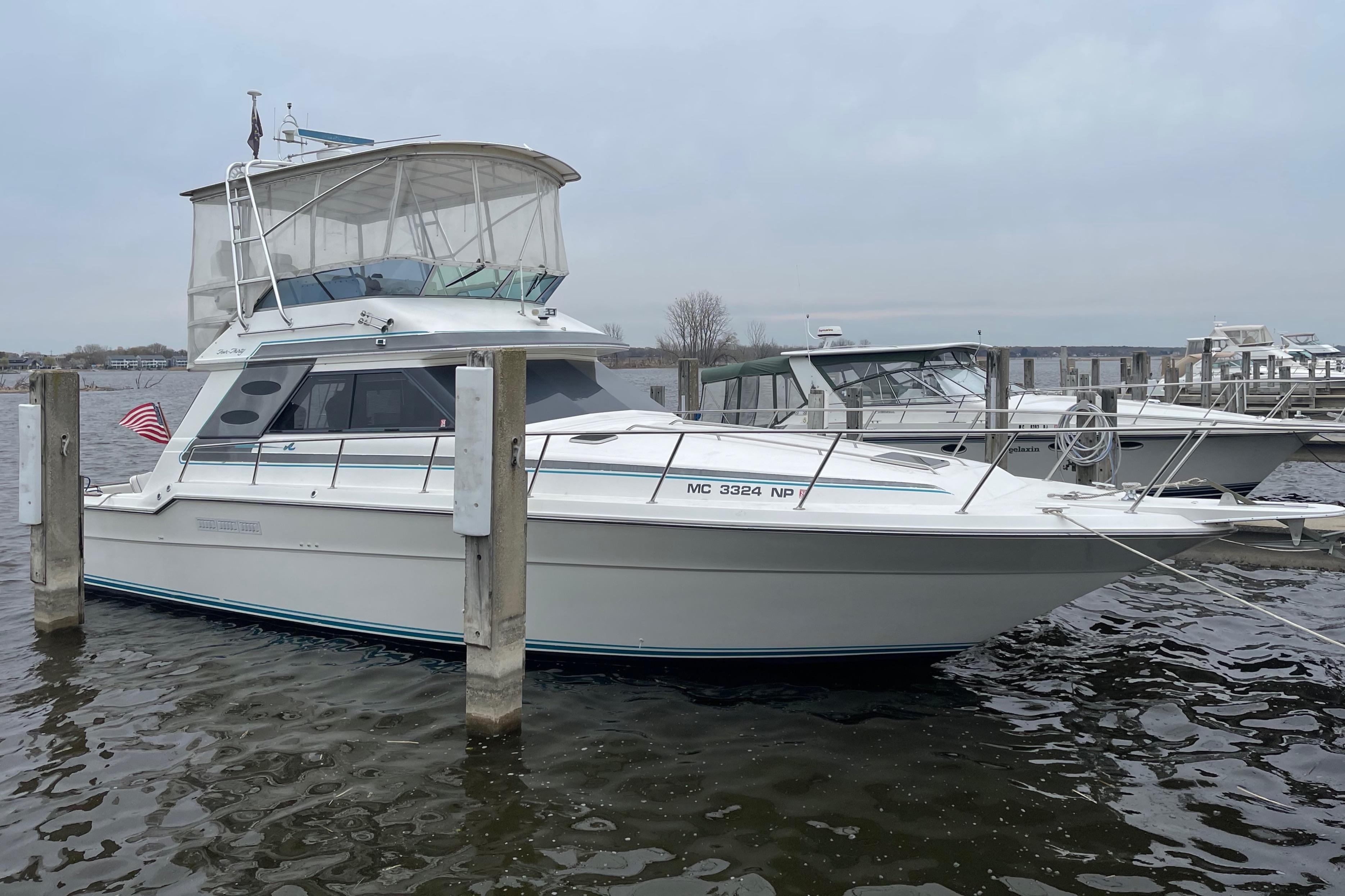 1988 Sea Ray 430 Convertible Motor Yachts for sale - YachtWorld