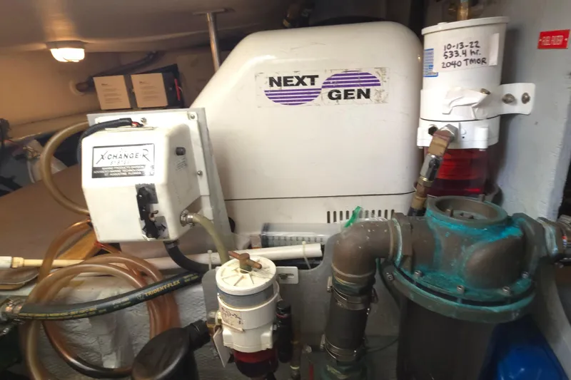 Nite Owl Yacht Photos Pics Next Gen generator and oil change system