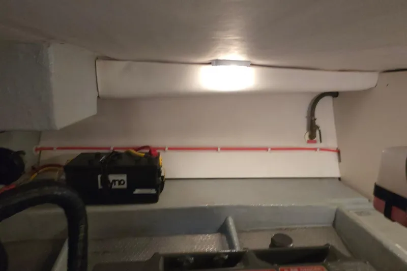 Nite Owl Yacht Photos Pics generator battery