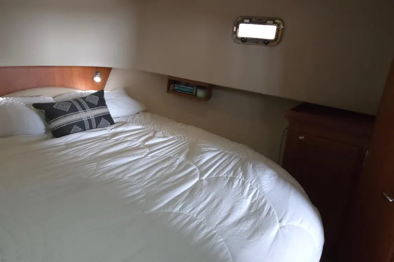 Nite Owl Yacht Photos Pics 