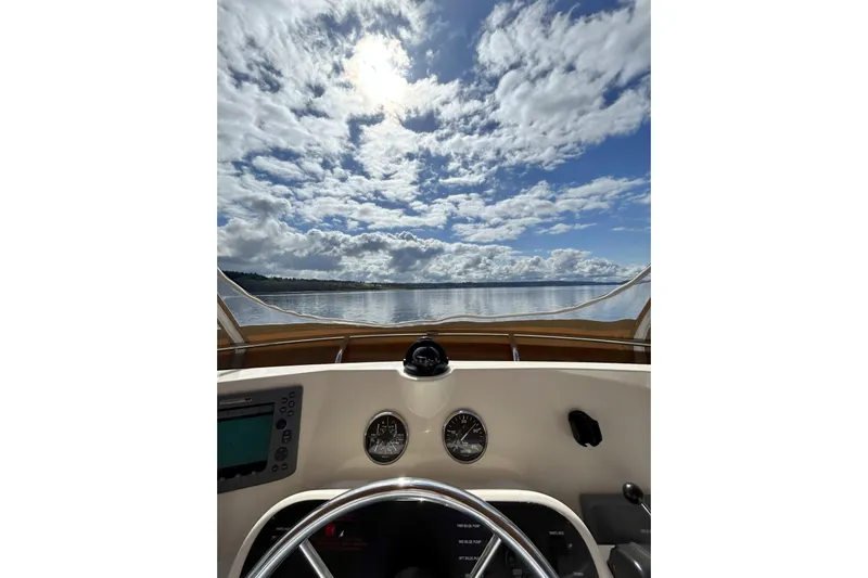 Nite Owl Yacht Photos Pics helm view