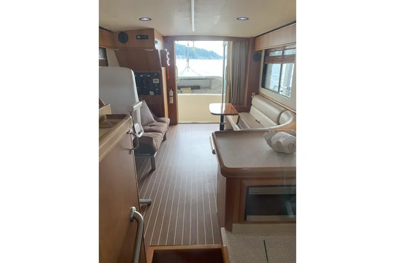 Nite Owl Yacht Photos Pics wood flooring