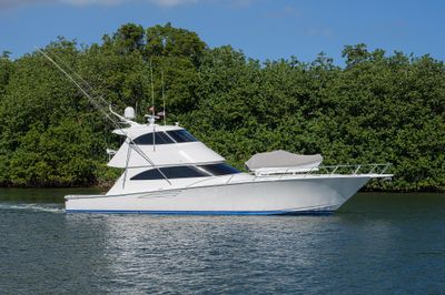 Viking 62 Enclosed Bridge