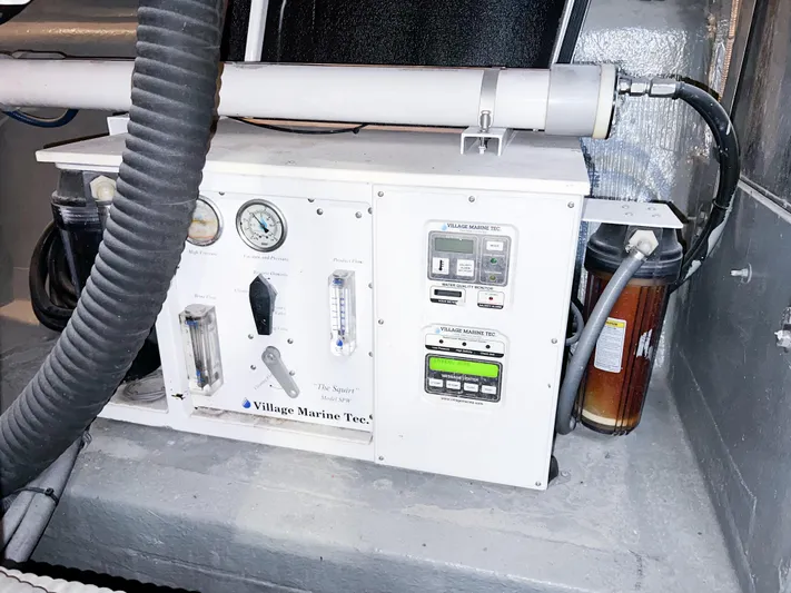  Yacht Photos Pics Village Marine Tec. system in 2005 Sunseeker Predator 68 yacht engine room.